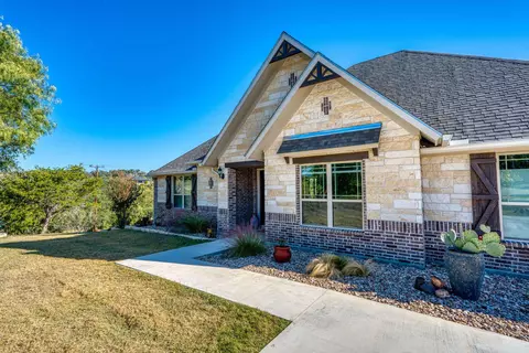 2913 Blue Lake Dr, Horseshoe Bay, TX 78657