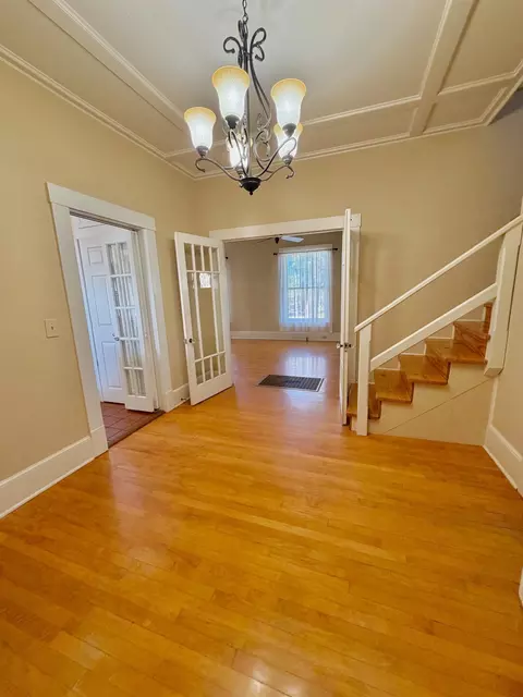 Dining - 801 Hickory St, Llano, TX 78643 photo 1 of 1