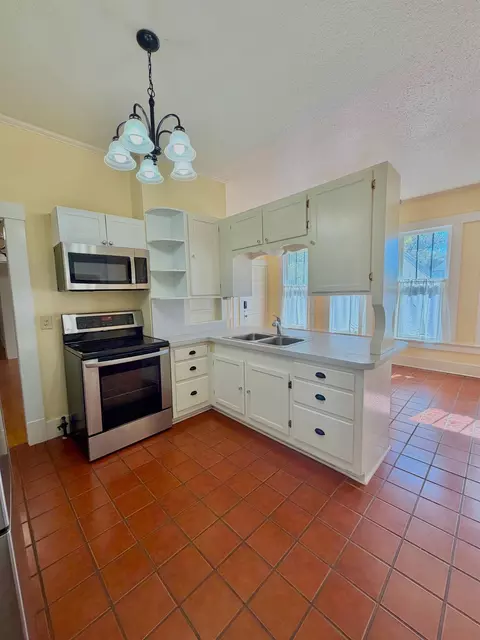 Kitchen - 801 Hickory St, Llano, TX 78643 photo 1 of 2
