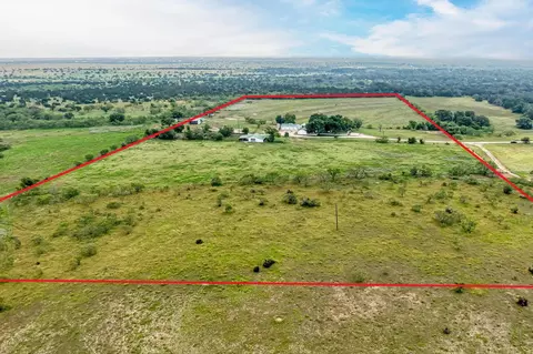 7800 County Rd 210, Bertram, TX 78605