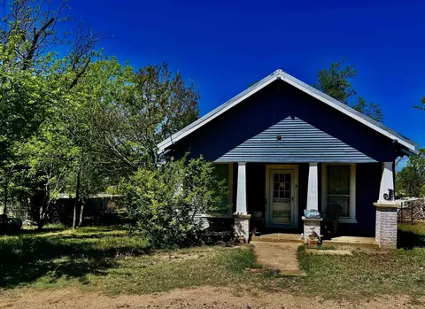 403 N Elm St, Richland Springs, TX 76871