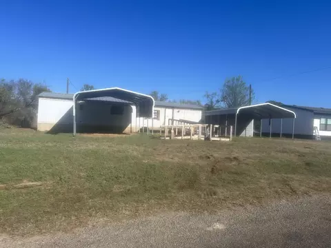809 W Llano Sts, Llano, TX 78643