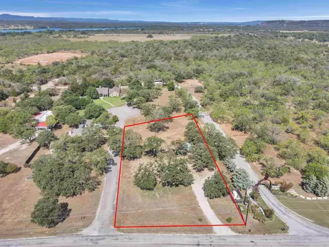 314 Camp Rd, Highland Haven, TX 78654