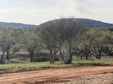102 County Road 314, Llano, TX 78643