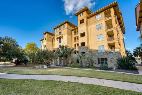 98 Island Dr #41, Horseshoe Bay, TX 78657