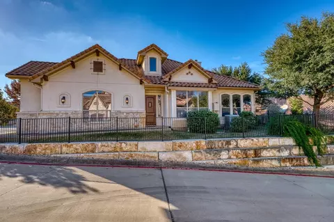 300 Enclave Cir, Horseshoe Bay, TX 78657