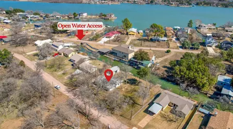115 Channel Dr, Sunrise Beach, TX 78643
