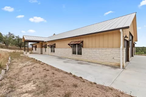 427 Cedar Mountain Dr, Marble Falls, TX 78654
