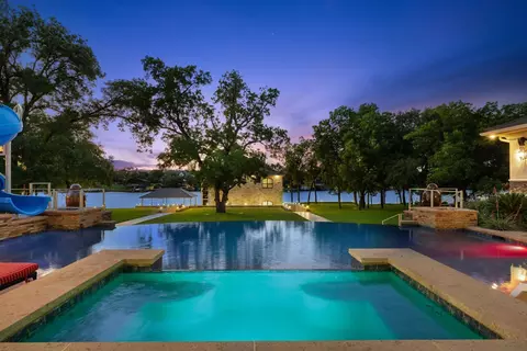 911 Legends Pkwy, Kingsland, TX 78639