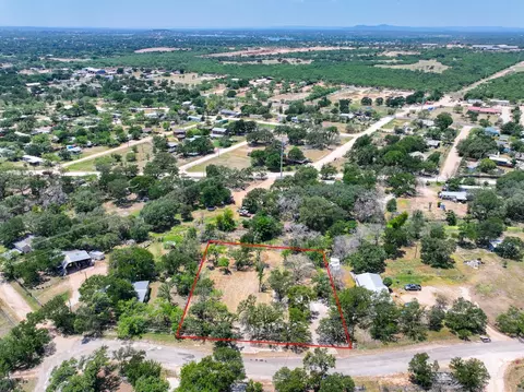 2805 Kingdom Dr, Granite Shoals, TX 78654