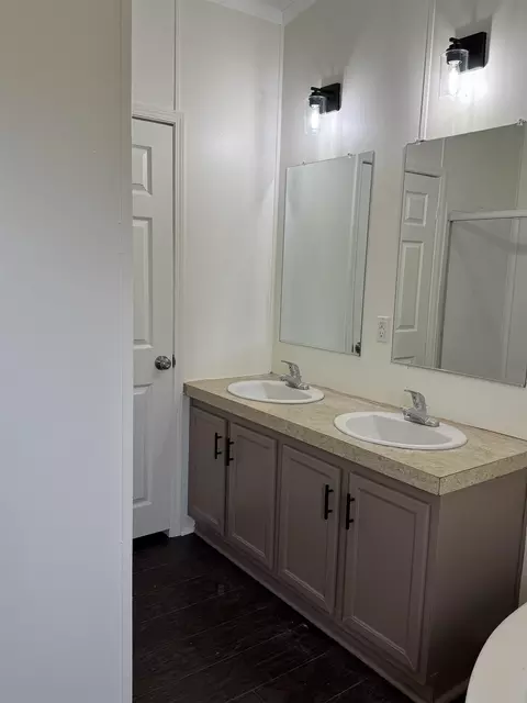 42 Reed Cr Cir, Bertram, TX 78605 photo 8