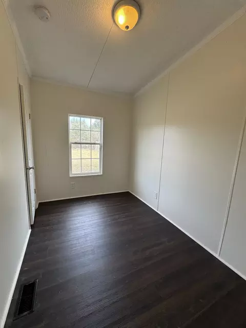 42 Reed Cr Cir, Bertram, TX 78605 photo 13