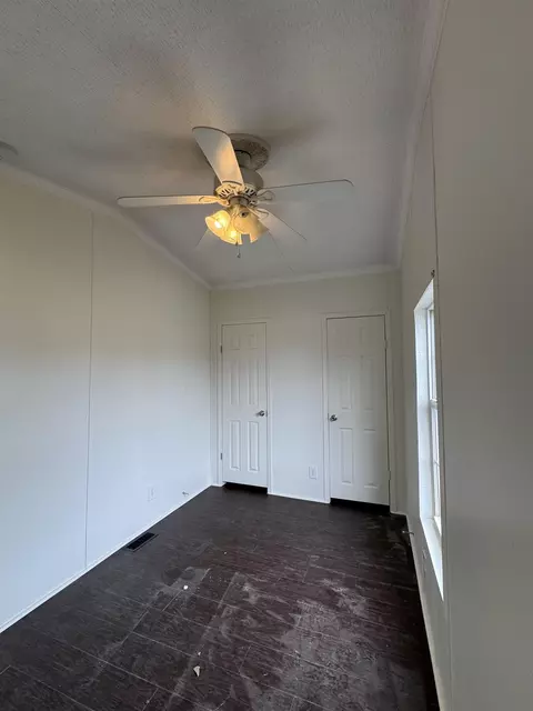 42 Reed Cr Cir, Bertram, TX 78605 photo 15