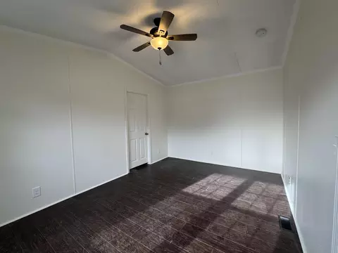 42 Reed Cr Cir, Bertram, TX 78605 photo 6