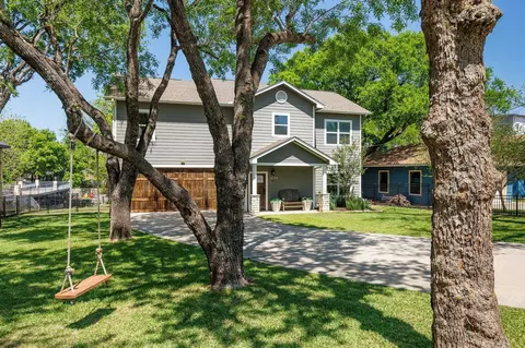 1633 Aztec Trl, Kingsland, TX 78639