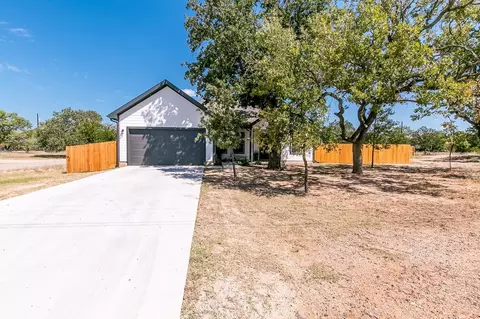 301 E Stonecastle Dr, Granite Shoals, TX 78654