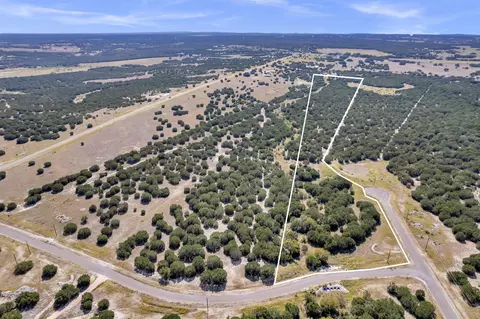 119 Longview Dr, Lampasas, TX 76550