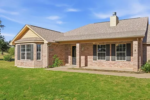 Exterior - 200 Apache Trl Trl, Burnet, TX 78611 photo 2 of 4