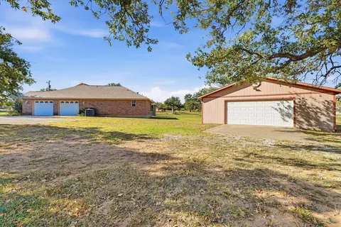 Exterior - 200 Apache Trl Trl, Burnet, TX 78611 photo 4 of 4