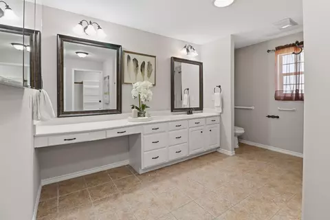 Bath - 200 Apache Trl Trl, Burnet, TX 78611 photo 1 of 5