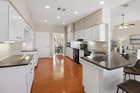 Kitchen - 200 Apache Trl Trl, Burnet, TX 78611 photo 3 of 3