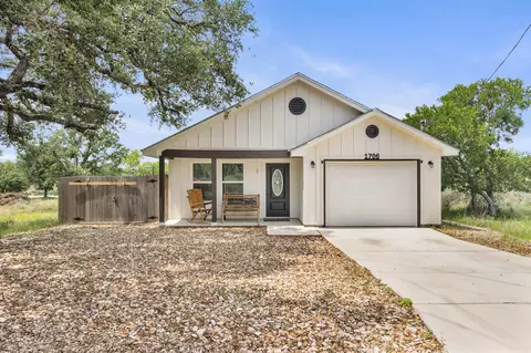 1706 Redwood Dr, Marble Falls, TX 78654