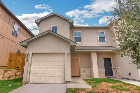 210 Peruna Dr, Marble Falls, TX 78654