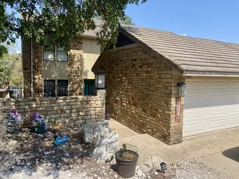 706 Clayton Nolen # -A, Horseshoe Bay, TX 78657