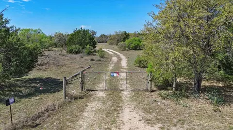 1292 Peak Ln, Salado, TX 76571