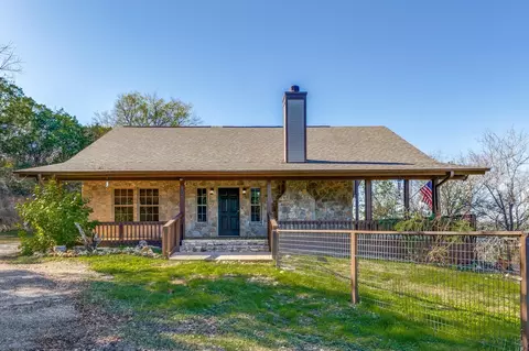106 Redbud Dr, Spicewood, TX 78669
