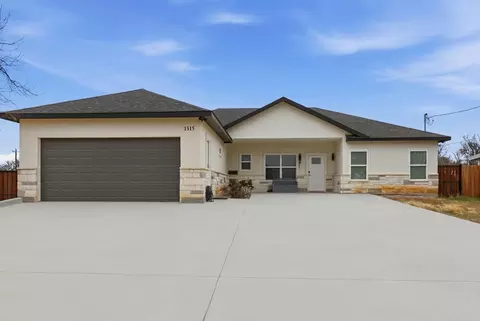1515 Valley High Ln, Granite Shoals, TX 78654
