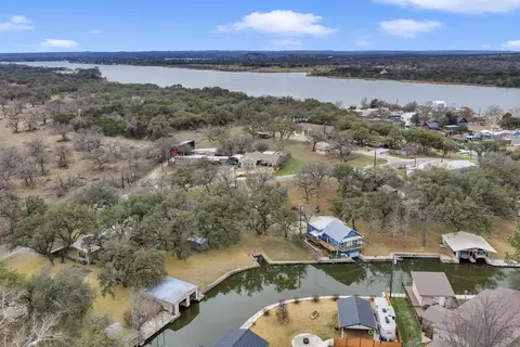 509 Cr 136b St, Kingsland, TX 78639