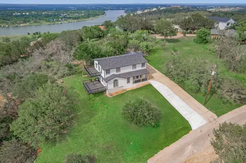 510 Circle Dr, Horseshoe Bay, TX 78657