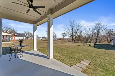 Exterior - 520 E Island Dr, Bluffton, TX 78607 photo 5 of 5