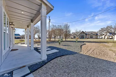 Exterior - 520 E Island Dr, Bluffton, TX 78607 photo 3 of 5