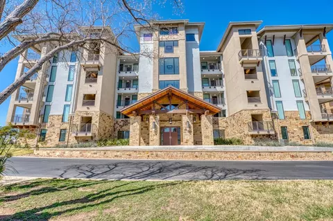 90 Island Dr, Horseshoe Bay, TX 78657