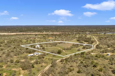 171 Cr 117, Llano, TX 78643