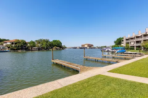 509 Short Circuit Dr, Horseshoe Bay, TX 78657