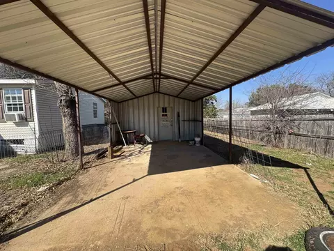 902 Apache, Burnet, TX 78611 photo 8