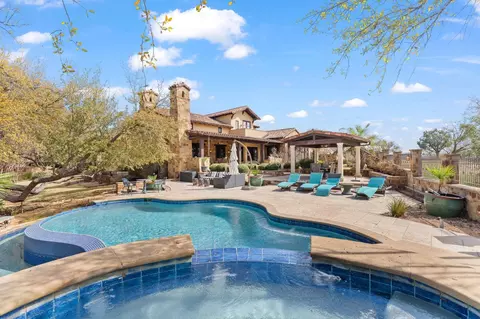 Exterior - 100 Cielo, Horseshoe Bay, TX 78657 photo 4 of 6
