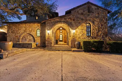 Exterior - 100 Cielo, Horseshoe Bay, TX 78657 photo 3 of 6