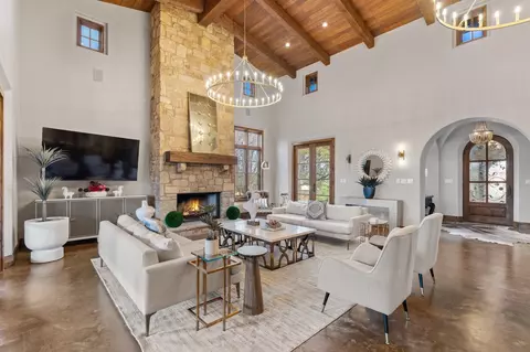 Living - 100 Cielo, Horseshoe Bay, TX 78657 photo 1 of 2