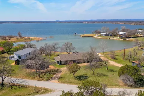 508 W Lakecrest, Bluffton, TX 78607