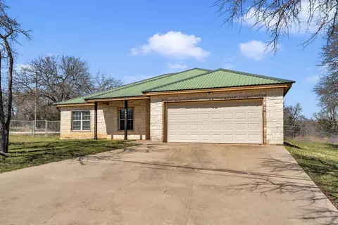 145 Chaumont St, Kingsland, TX 78639