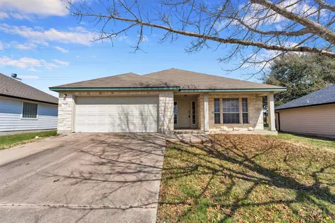 204 Cailin Ct, Burnet, TX 78611