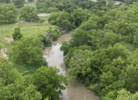 708 W Gunter St, San Saba, TX 76877