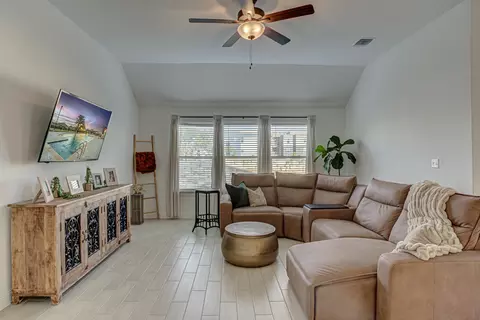 149 Slenderleaf Dr, Marble Falls, TX 78654 photo 8
