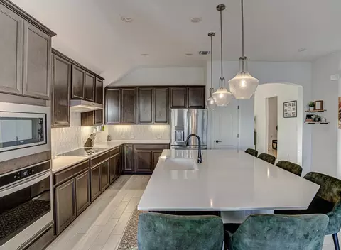 149 Slenderleaf Dr, Marble Falls, TX 78654 photo 5
