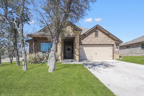 1300 Spicewood Dr, Burnet, TX 78611