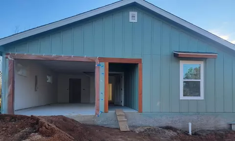 149 W Hickory St, Granite Shoals, TX 78654